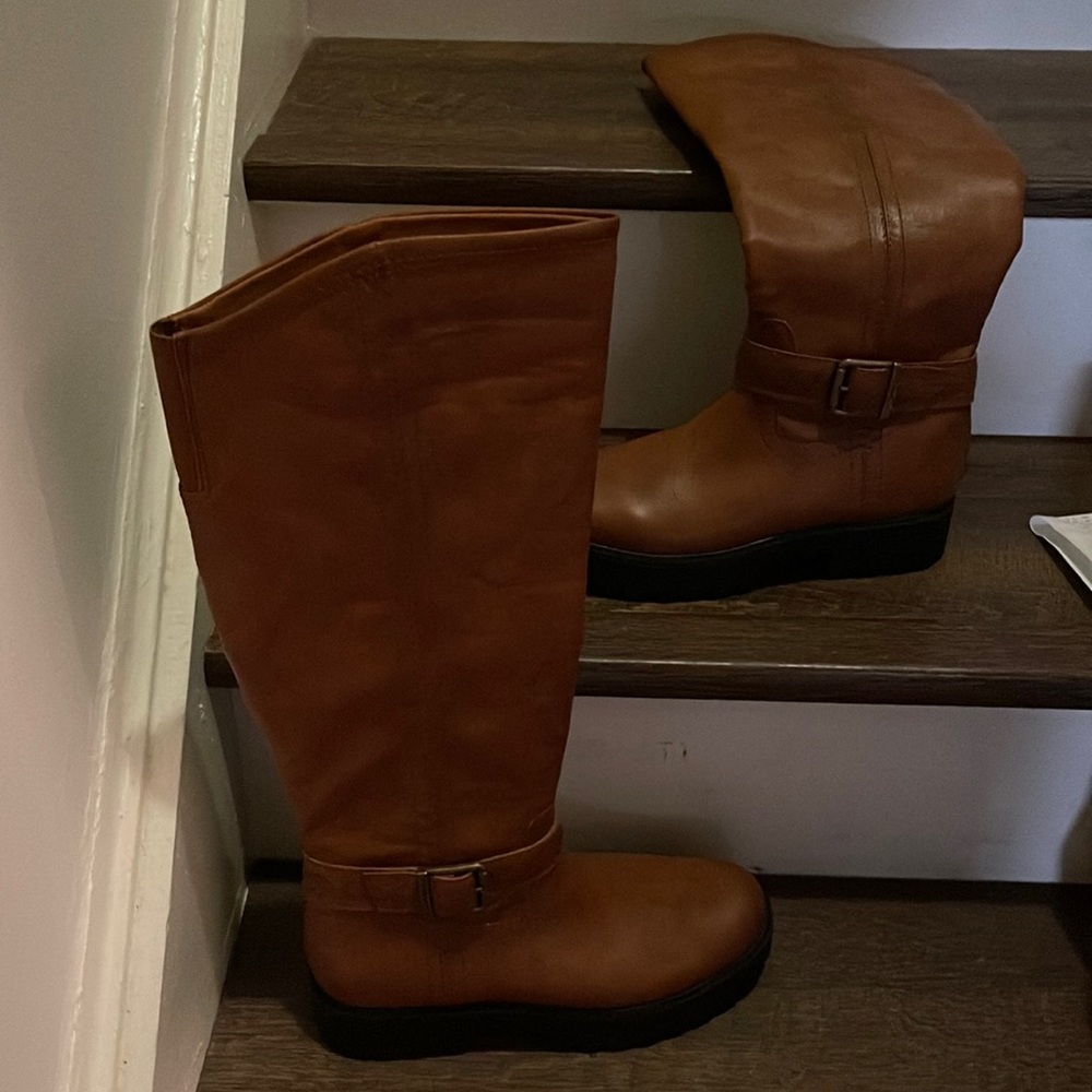 Zodiac Solana tall leather boot, cognac brown color, size 8.5, new/never worn